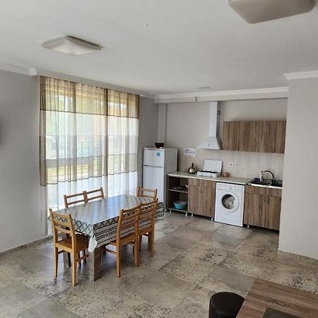 Rio Cottage Apartment Ureki Buitenkant foto